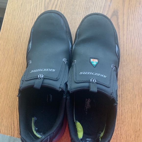 Sketchers Steel Toe Workshoes - Picture 3 of 4